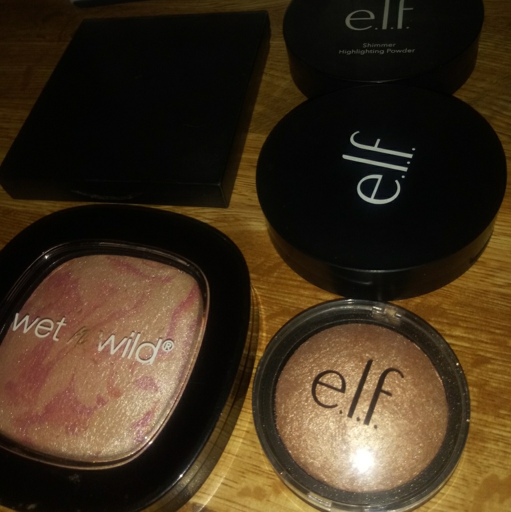 Highlighter and blush